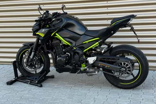 Kawasaki Z900 (2021) thumbnail 4