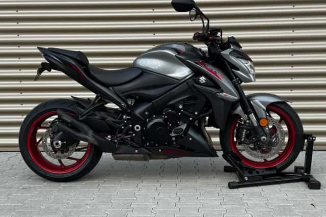 Suzuki GSX-S1000 (2022) thumbnail 5