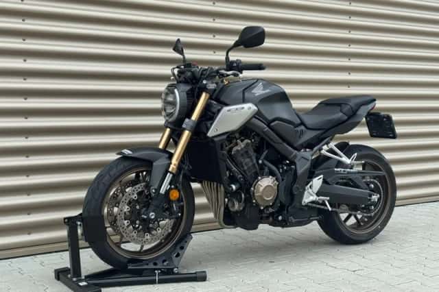Honda CB650R (2021) thumbnail 4