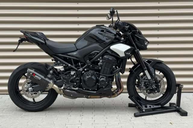 Kawasaki Z900 (2025) thumbnail 6