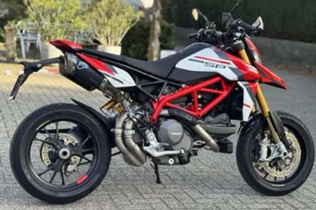 Ducati Hypermotard 950 SP (2024) thumbnail 3