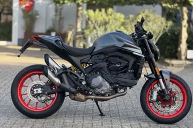 Ducati Monster 937 (2023) thumbnail 1