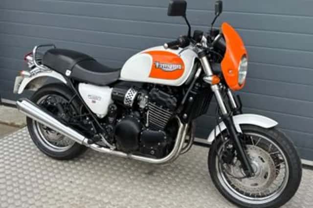 Triumph Thunderbird Sport (2000) thumbnail 3