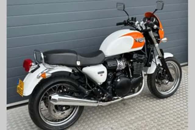 Triumph Thunderbird Sport (2000) thumbnail 5