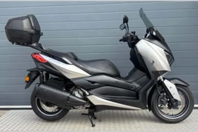 Yamaha X-MAX 300 (2019) thumbnail 2