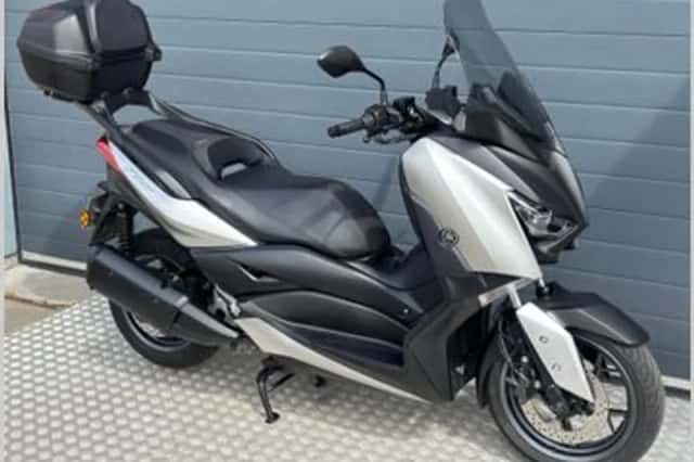 Yamaha X-MAX 300 (2019) thumbnail 3