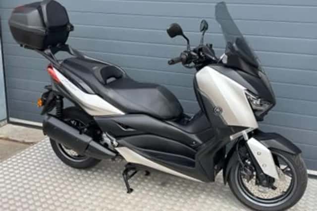 Yamaha X-MAX 300 (2019) thumbnail 5