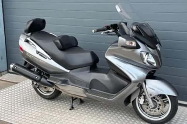 Suzuki AN 650 Burgman Executive (2008) thumbnail 3