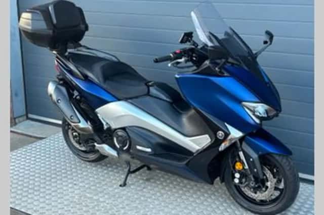 Yamaha Tmax DX (2018) thumbnail 3