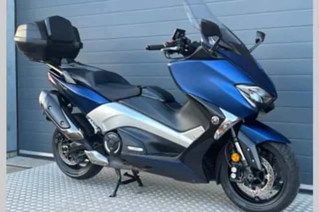 Yamaha Tmax DX (2018) thumbnail 4