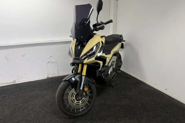 Honda X-ADV (2021) thumbnail 3