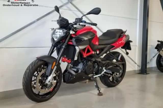 Aprilia Shiver 900 (2021) thumbnail 2