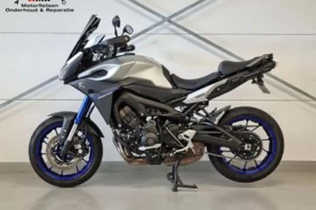 Yamaha Tracer 900 (2016) thumbnail 1
