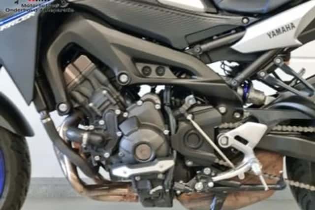 Yamaha Tracer 900 (2016) thumbnail 5