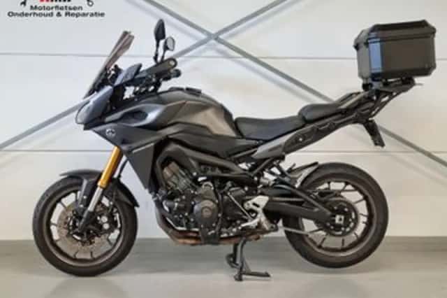 Yamaha Tracer 900 (2015) thumbnail 1