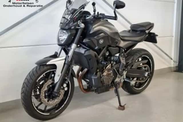 Yamaha MT-07 (2015) thumbnail 2