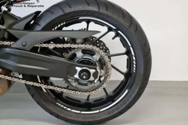 Yamaha MT-07 (2015) thumbnail 4