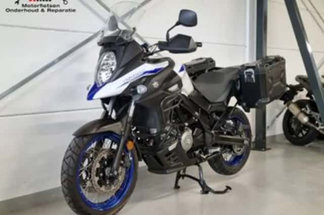 Suzuki V-Strom (2019) thumbnail 2