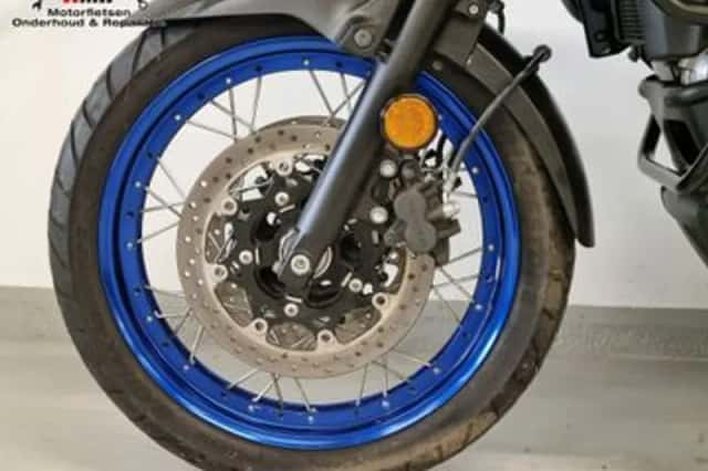 Suzuki V-Strom (2019) thumbnail 6