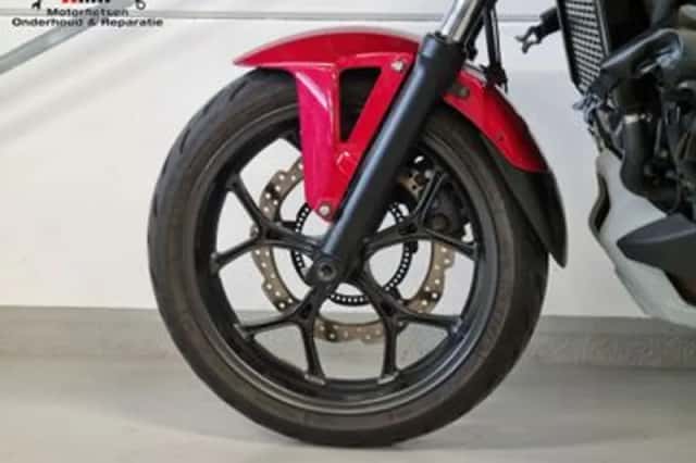 Honda NC750X (2016) thumbnail 6