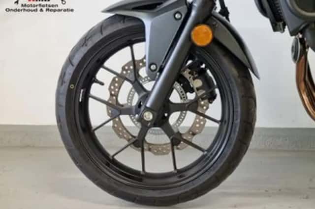 Honda CB500X (2019) thumbnail 6
