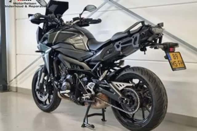 Yamaha Tracer 900 (2017) thumbnail 3