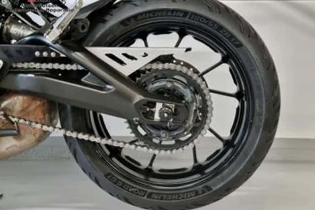 Yamaha Tracer 900 (2017) thumbnail 4
