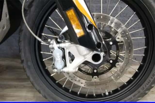 KTM 890 Adventure R (2021) thumbnail 5