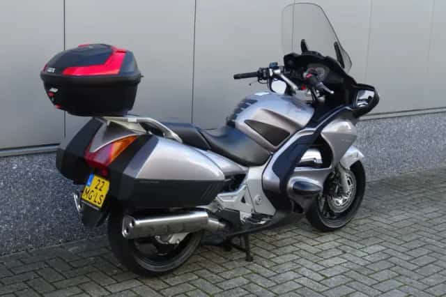 Honda ST 1300 Pan European (2003) thumbnail 3