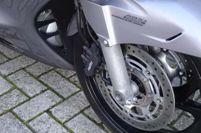 Honda ST 1300 Pan European (2003) thumbnail 5