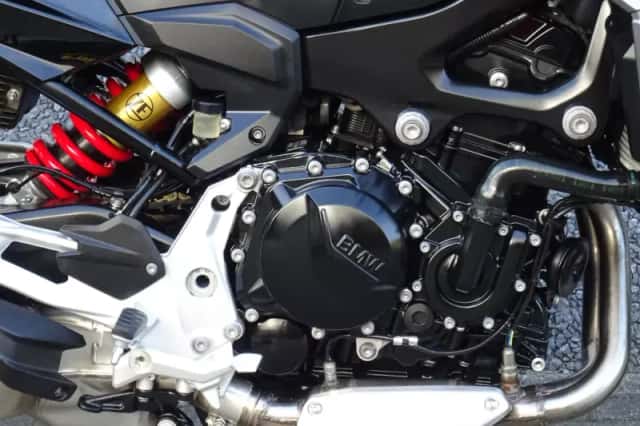 BMW F 900 R (2023) thumbnail 4