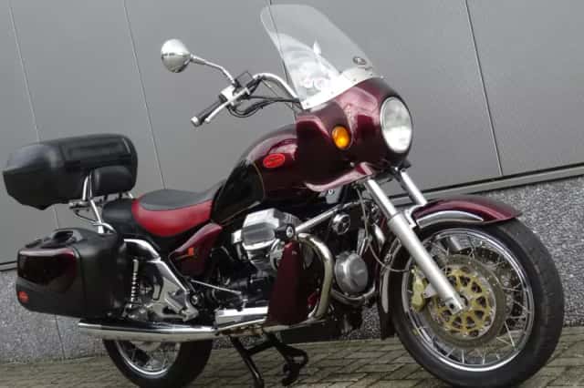 Moto Guzzi California 1100 EV (2004) thumbnail 2