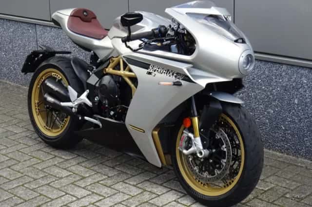 MV Agusta Superveloce S (2024) thumbnail 2