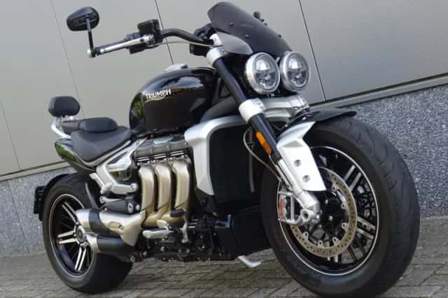 Triumph Rocket 3 GT (2020) thumbnail 2