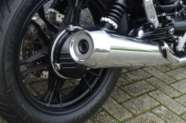 Moto Guzzi V 7 II Stone (2015) thumbnail 6