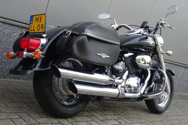 Suzuki Intruder (2007) thumbnail 3