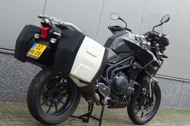 Triumph Tiger (2013) thumbnail 3