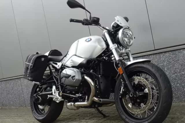 BMW R nine t pure (2022) thumbnail 2