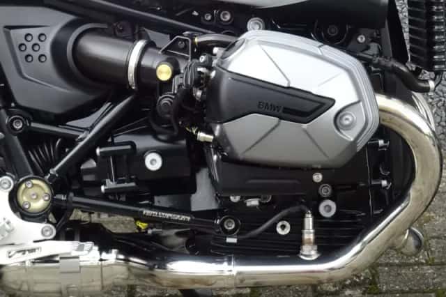 BMW R nine t pure (2022) thumbnail 4