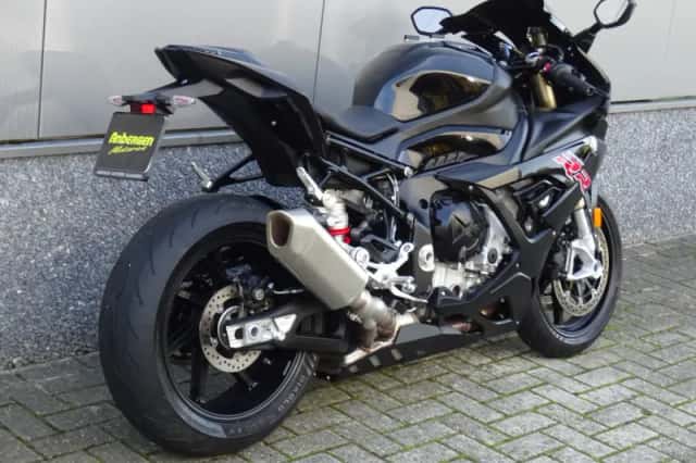 BMW S 1000 RR (2022) thumbnail 3