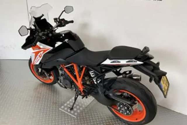 KTM 1290 Super Duke GT (2020) thumbnail 5