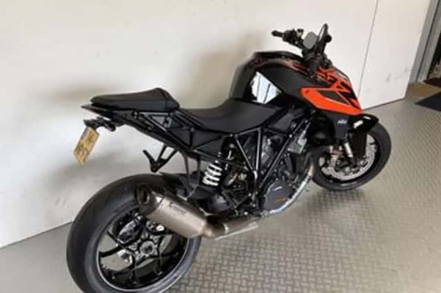KTM 1290 SuperDuke R (2020) thumbnail 6