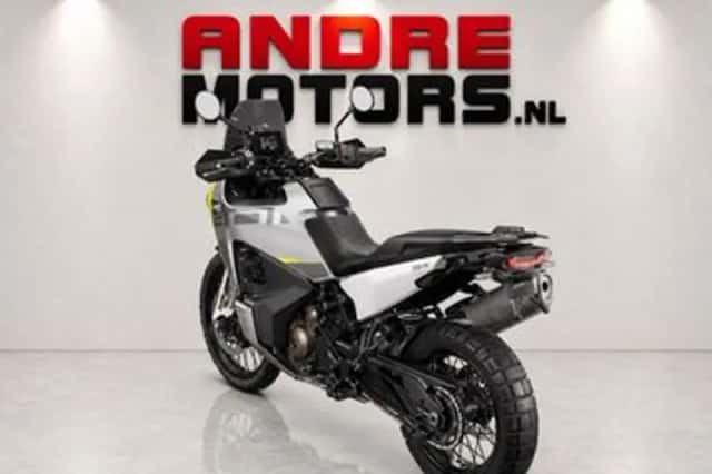 Husqvarna 901 Norden (2026) thumbnail 4
