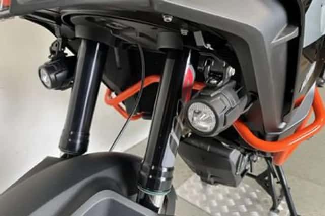 KTM 1290 Super Adventure (2019) thumbnail 4