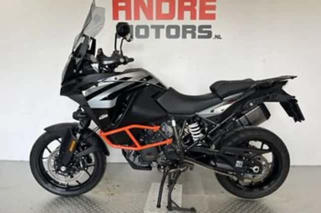 KTM 1290 Super Adventure (2019) thumbnail 5