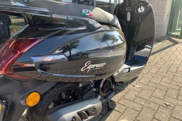 Vespa GTS (2026) thumbnail 4