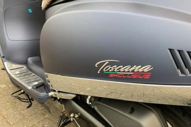Vespa GTS (2025) thumbnail 3