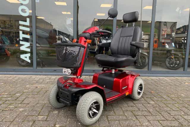 Pride Mobility Elegance Plus (2014) thumbnail 1