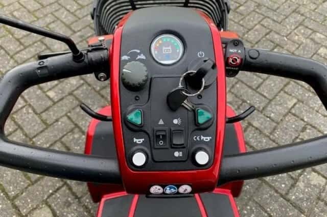Pride Mobility Elegance Plus (2014) thumbnail 5