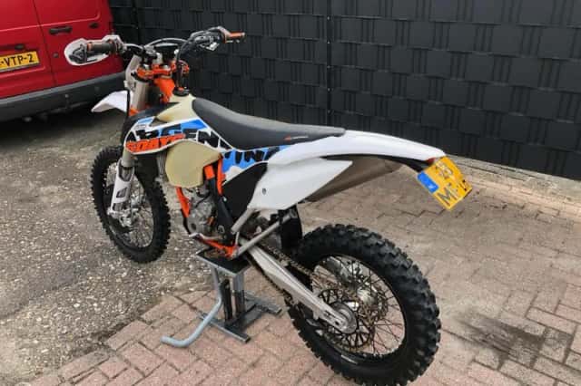 KTM 350 EXC-F Six Days (2015) thumbnail 3